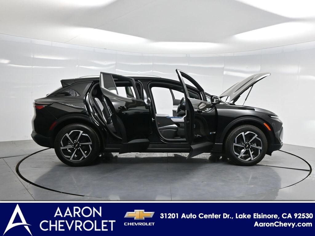Used 2026 Chevrolet Equinox EV LT 2 SUV