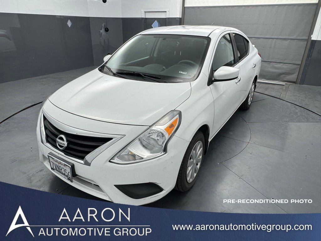 2016 Nissan Versa Sedan SV