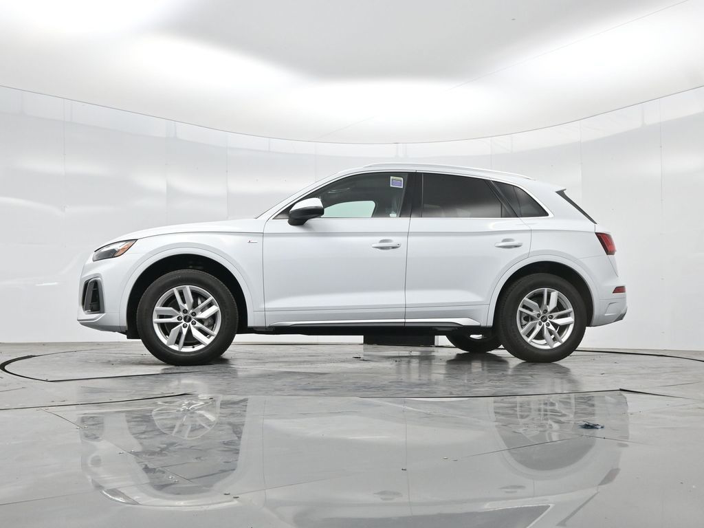 2023 Audi Q5 45 S line Premium photo 5