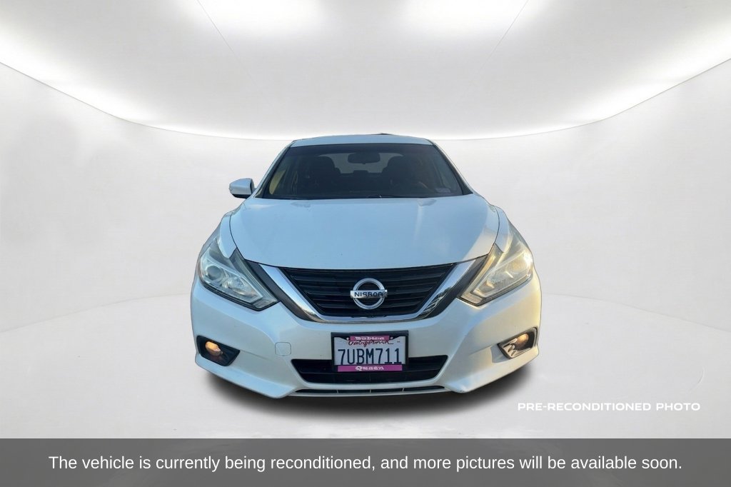 Used 2016 Nissan Altima 2.5 SV Sedan
