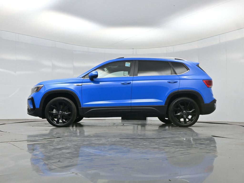 2023 Volkswagen Taos 1.5T SE photo 5