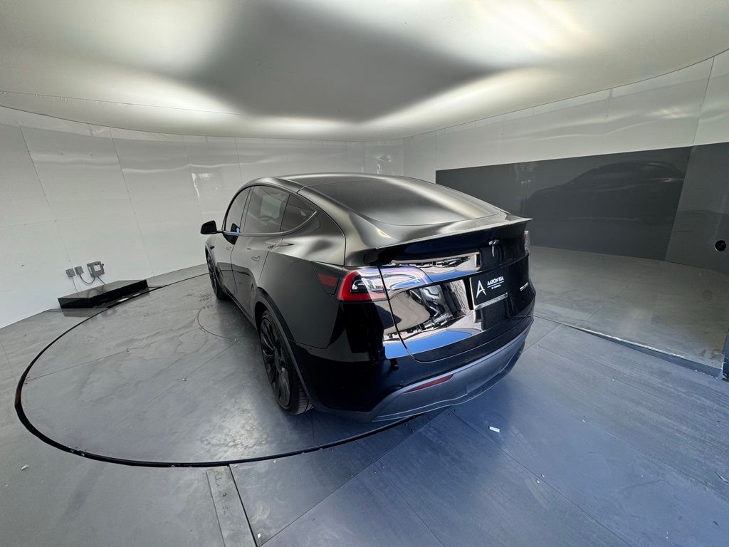 2022 Tesla Model Y Performance photo 3