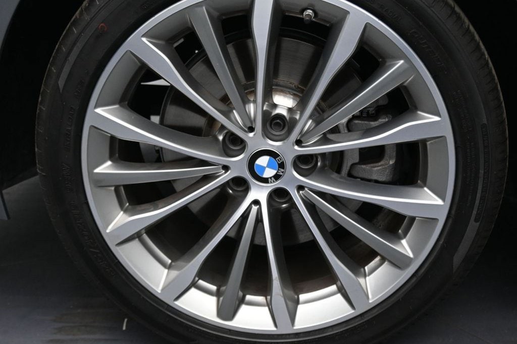 2023 BMW 5 Series 540i - Photo 44