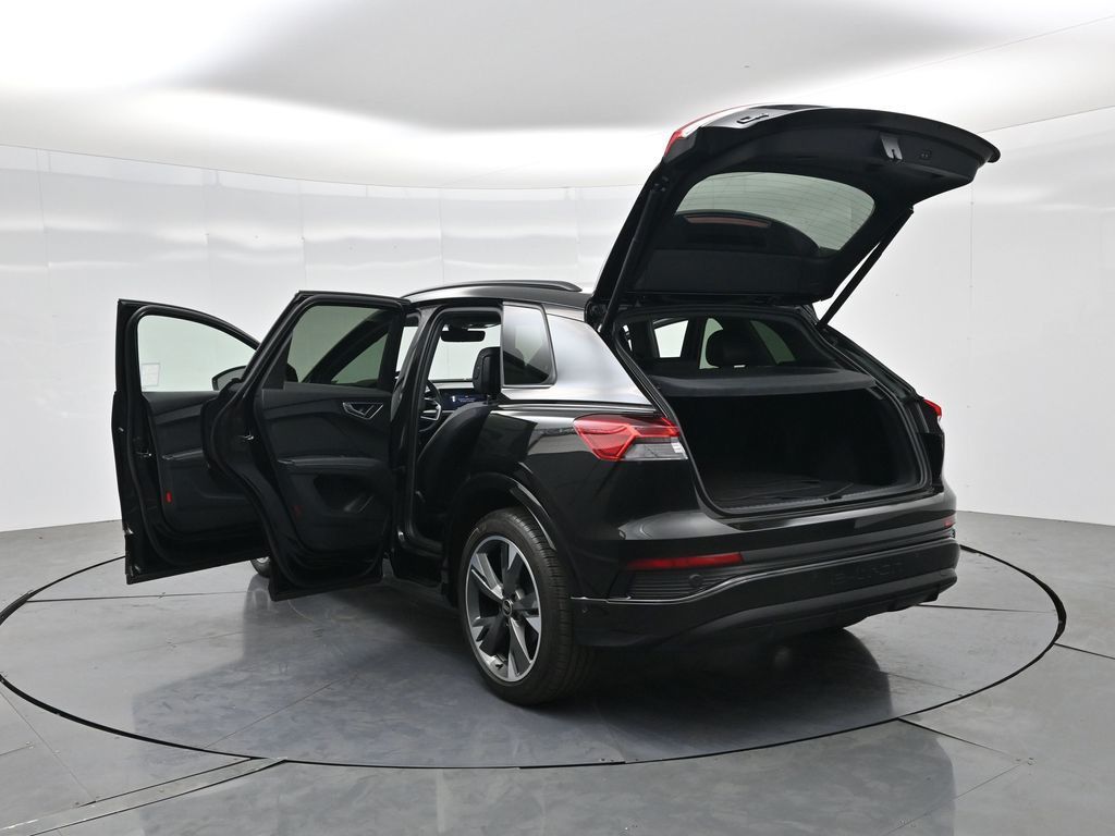 2024 Audi Q4 e-tron 55 Premium photo 2