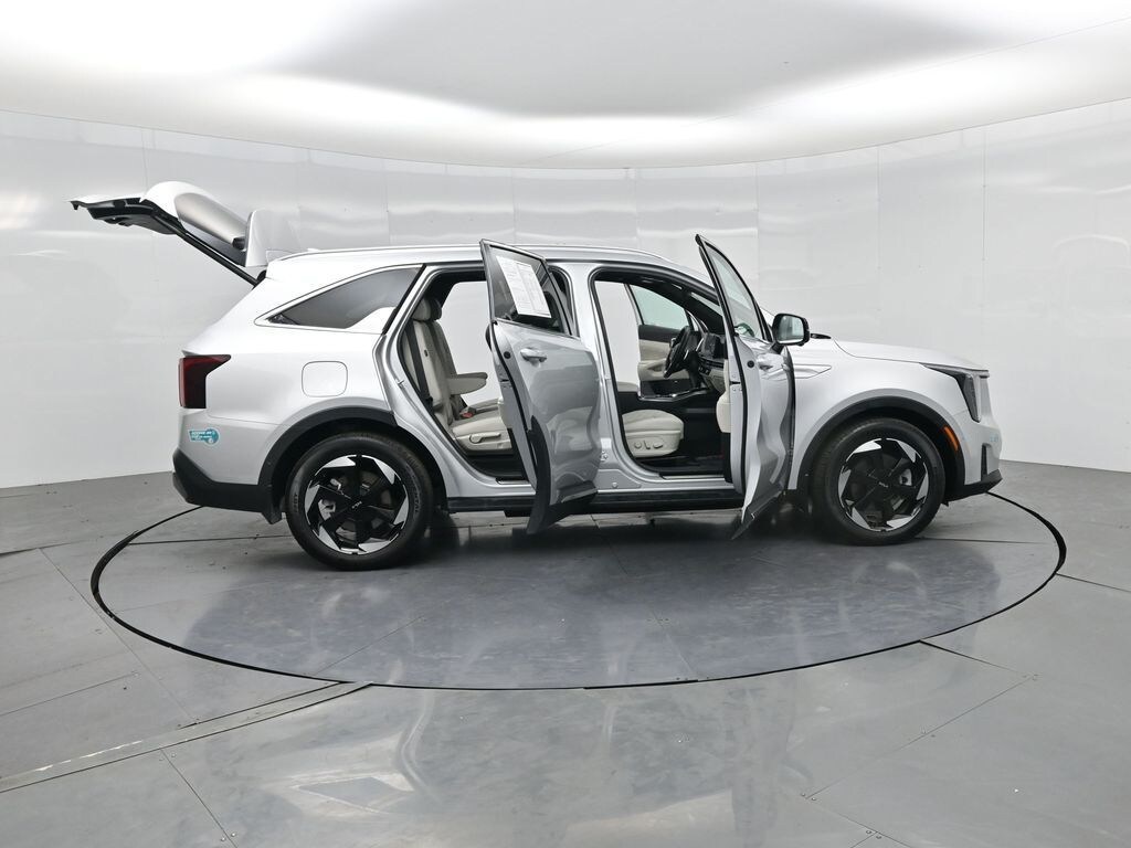 Used 2025 Kia Sorento Plug-In Hybrid SX Prestige SUV