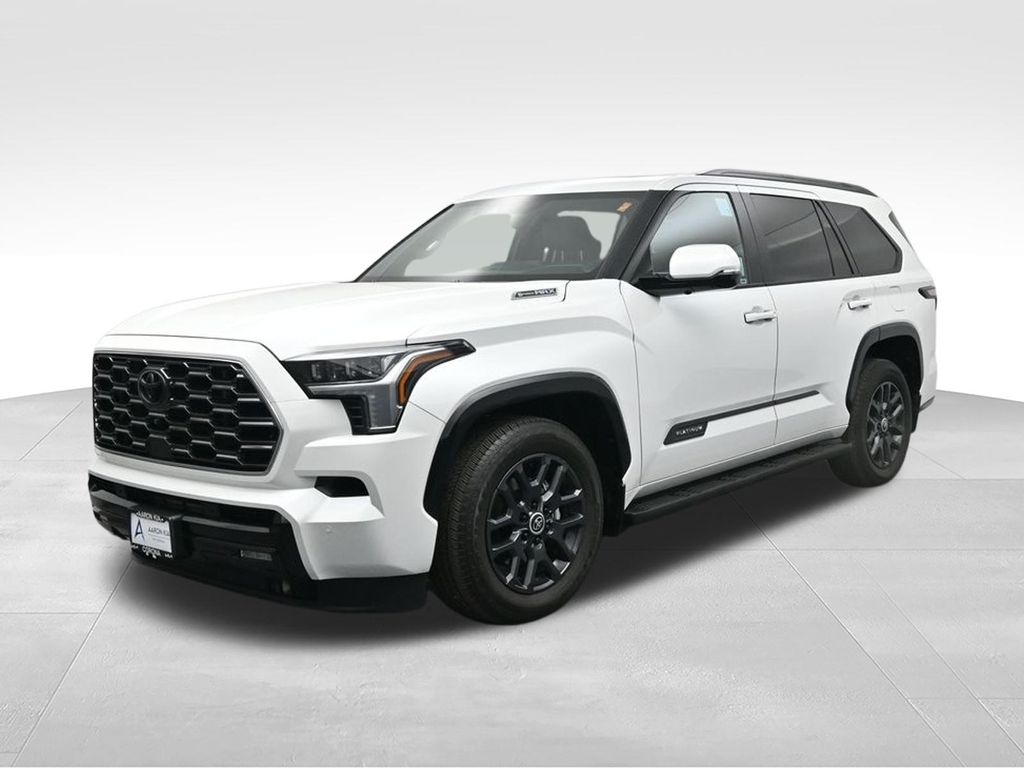 2024 Toyota Sequoia Platinum 4WD i-FORCE MAX Hybrid's photo