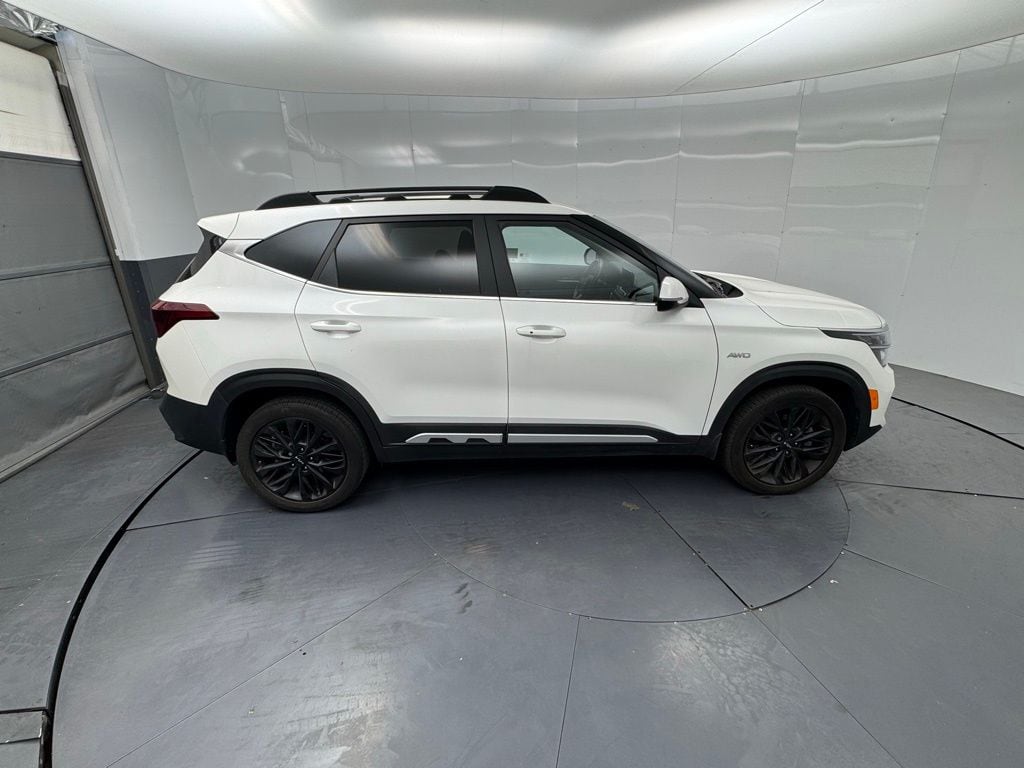 2022 Kia Seltos Nightfall photo 6