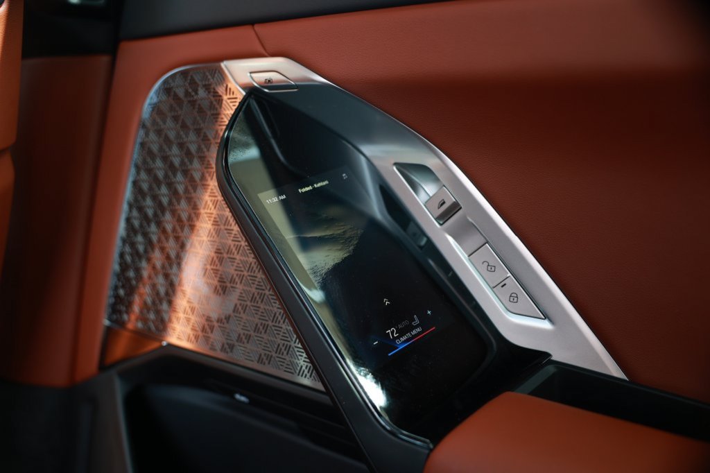 2025 BMW i7 M70 - Photo 33