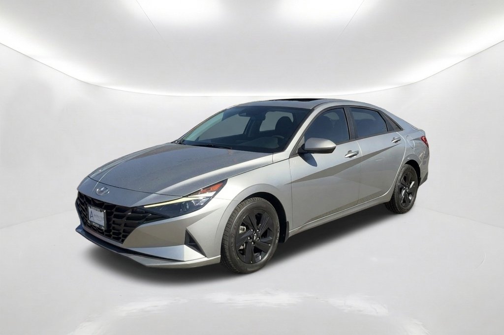Used 2023 Hyundai Elantra SEL Sedan