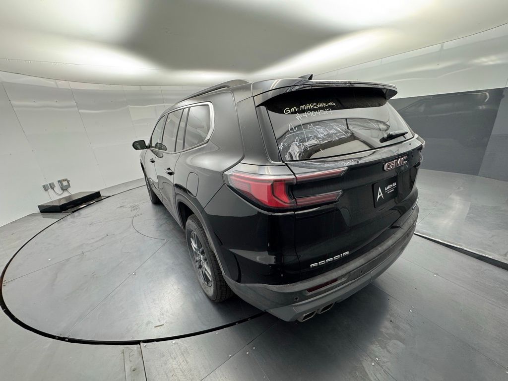 2025 GMC Acadia Elevation photo 3