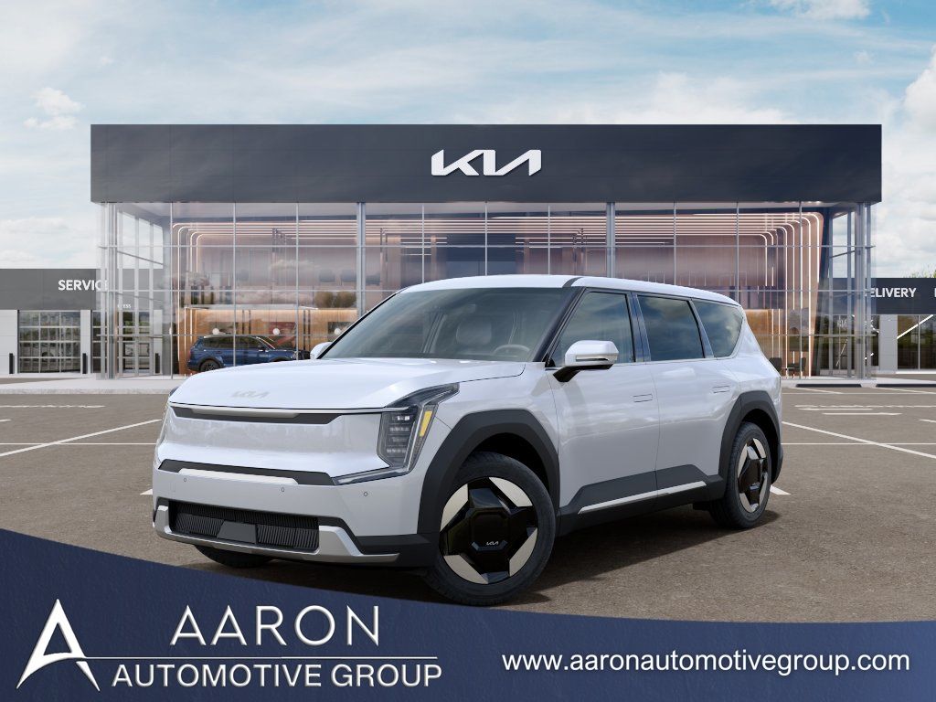 2026 Kia EV9 Light L/R's photo