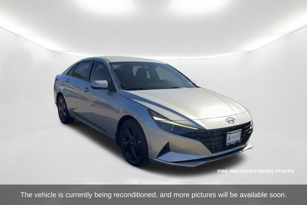 Used 2023 Hyundai Elantra SEL Sedan
