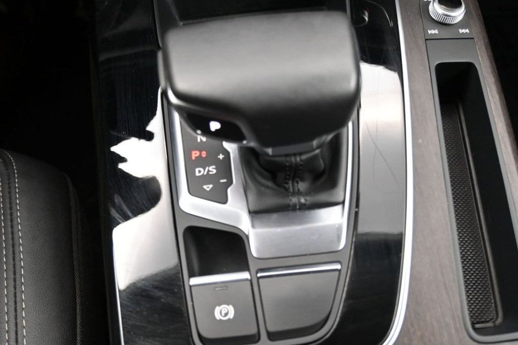2023 Audi Q5 Premium - Photo 32