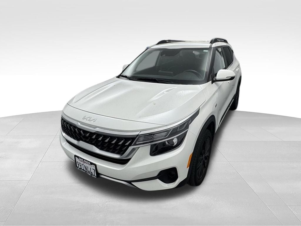 2022 Kia Seltos Nightfall