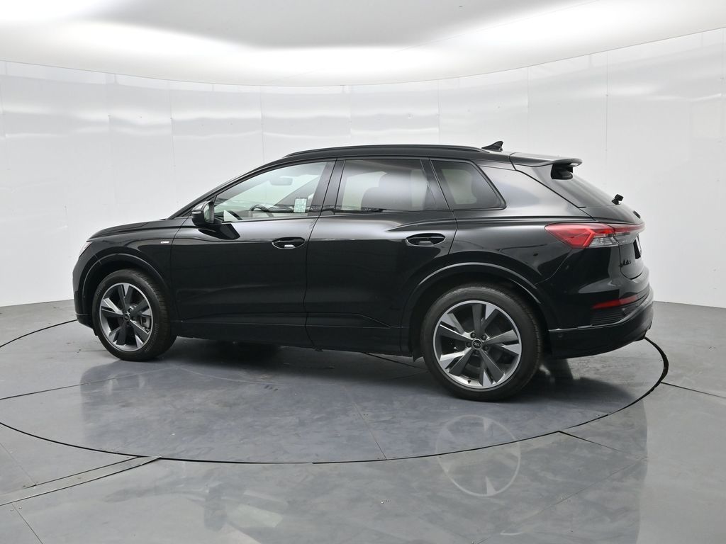 2024 Audi Q4 e-tron 55 Premium photo 4