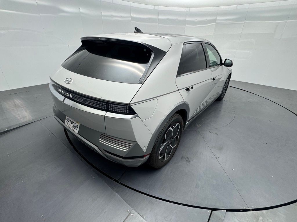 2024 Hyundai IONIQ 5 Limited photo 5