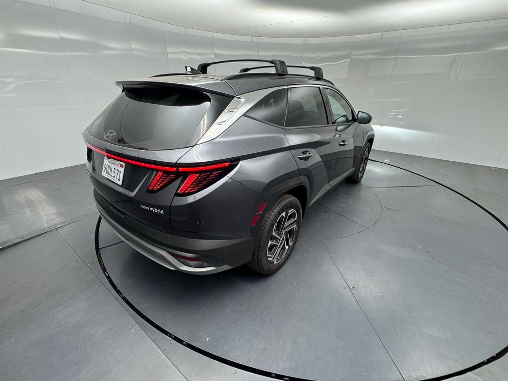 2025 Hyundai Tucson Hybrid Limited photo 5