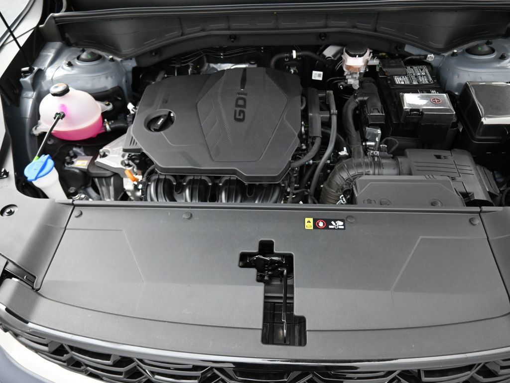 2025 Kia Sorento S photo 6