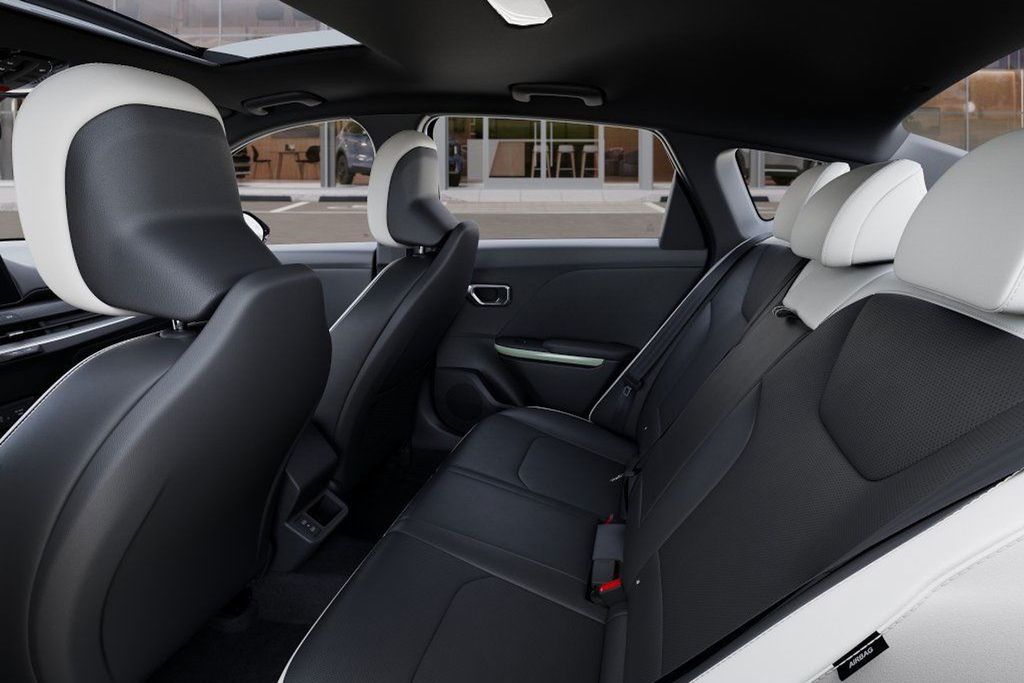 2026 Kia K4 GT-Line - Photo 18
