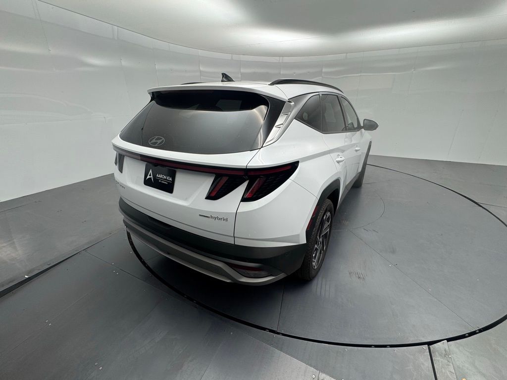 2025 Hyundai Tucson Hybrid Limited photo 5