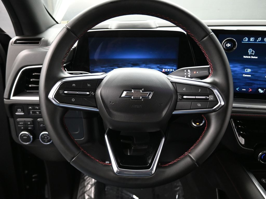 2025 Chevrolet Suburban RST photo 6