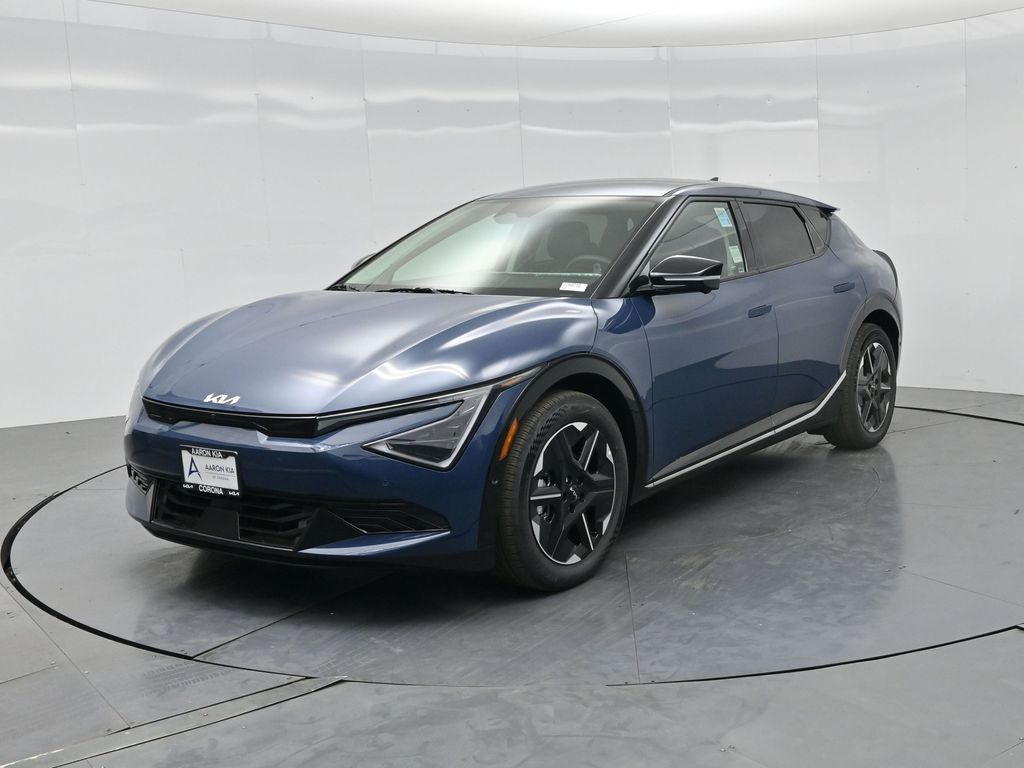 2025 Kia EV6 Wind AWD's photo