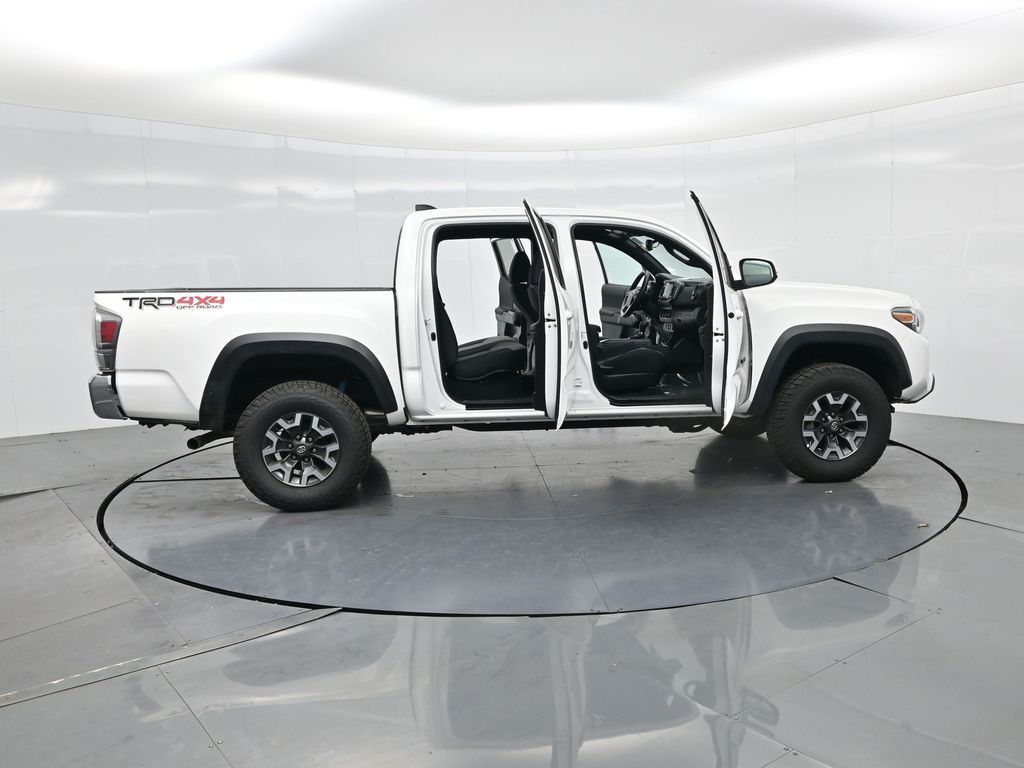 2023 Toyota Tacoma TRD Off Road V6 photo 2