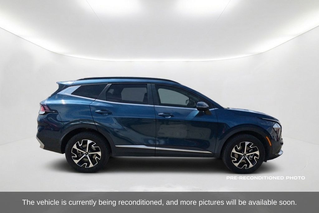 Used 2023 Kia Sportage Hybrid EX SUV