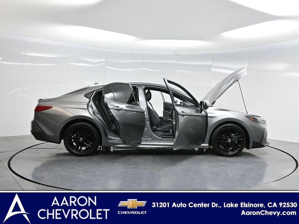 Used 2025 Toyota Camry SE Sedan