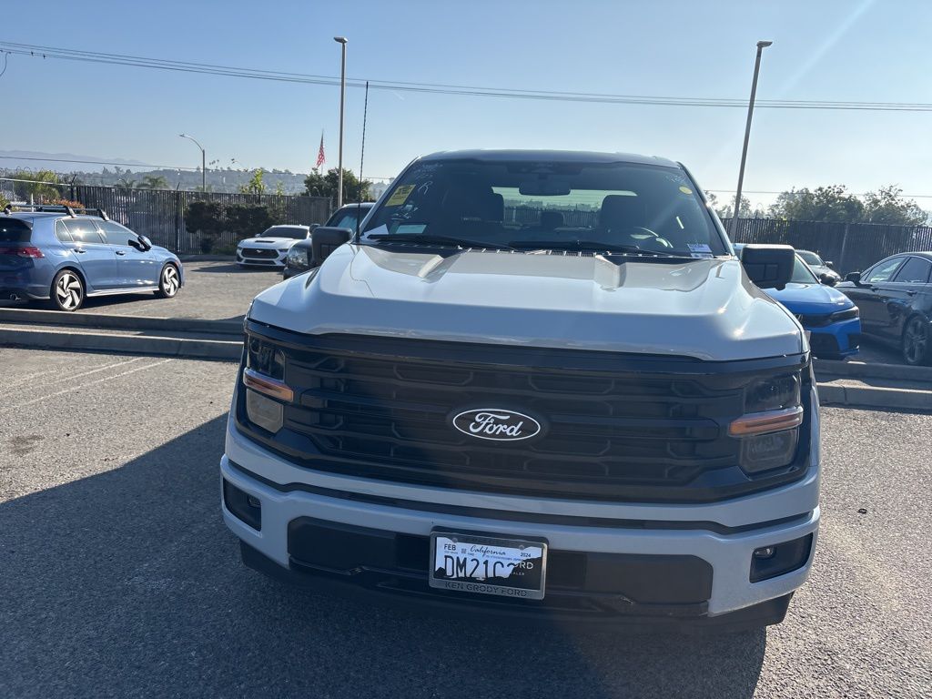 2024 Ford F-150 XLT photo 2