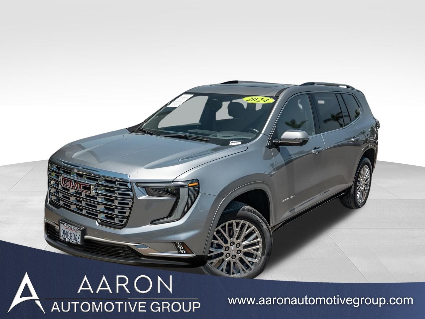 2024 GMC Acadia Denali's photo