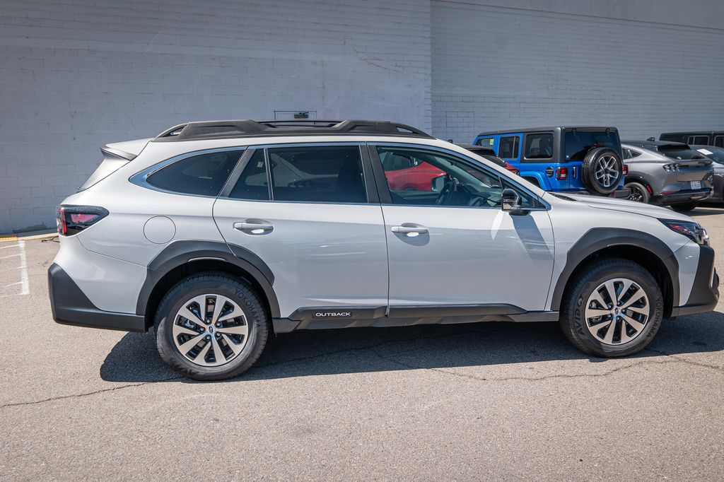 2024 Subaru Outback Premium photo 3