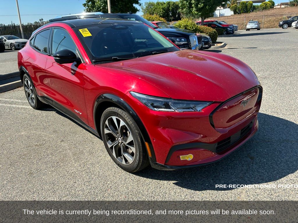 2022 Ford Mustang Mach-E Premium photo 3