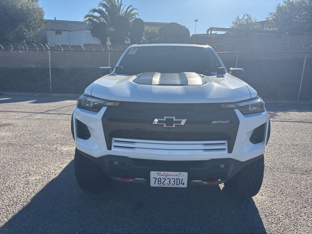2024 Chevrolet Colorado ZR2 photo 2