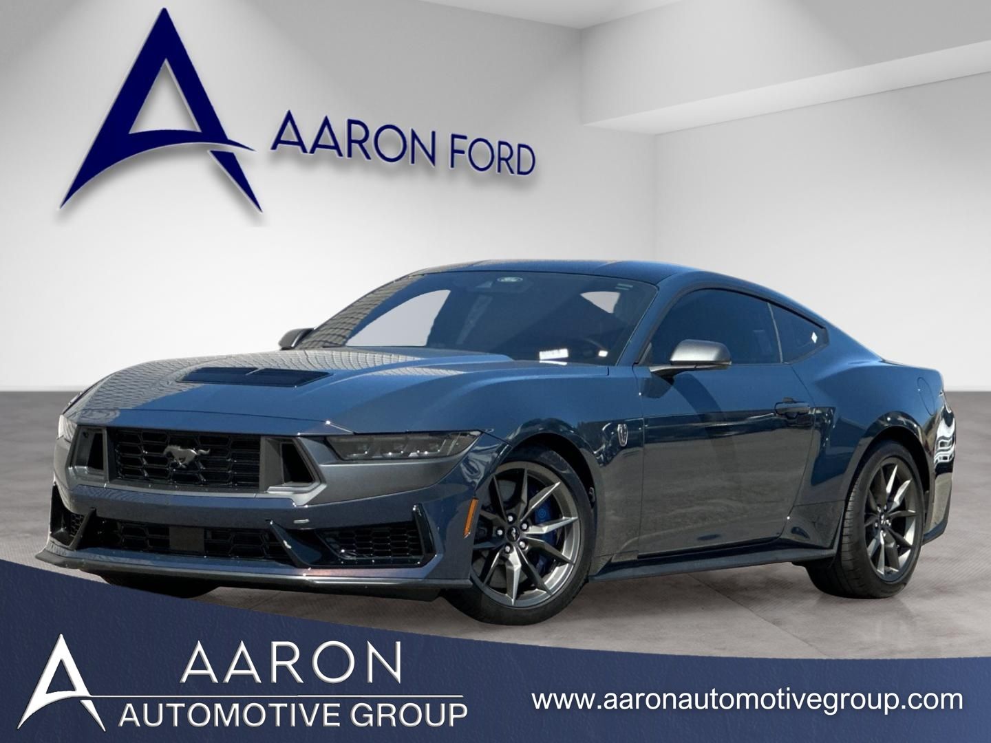 2025 Ford Mustang Dark Horse's photo