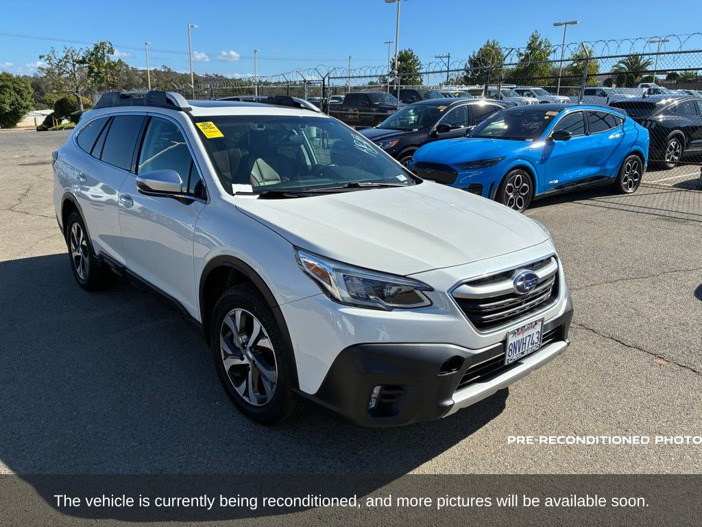 2020 Subaru Outback Touring photo 3