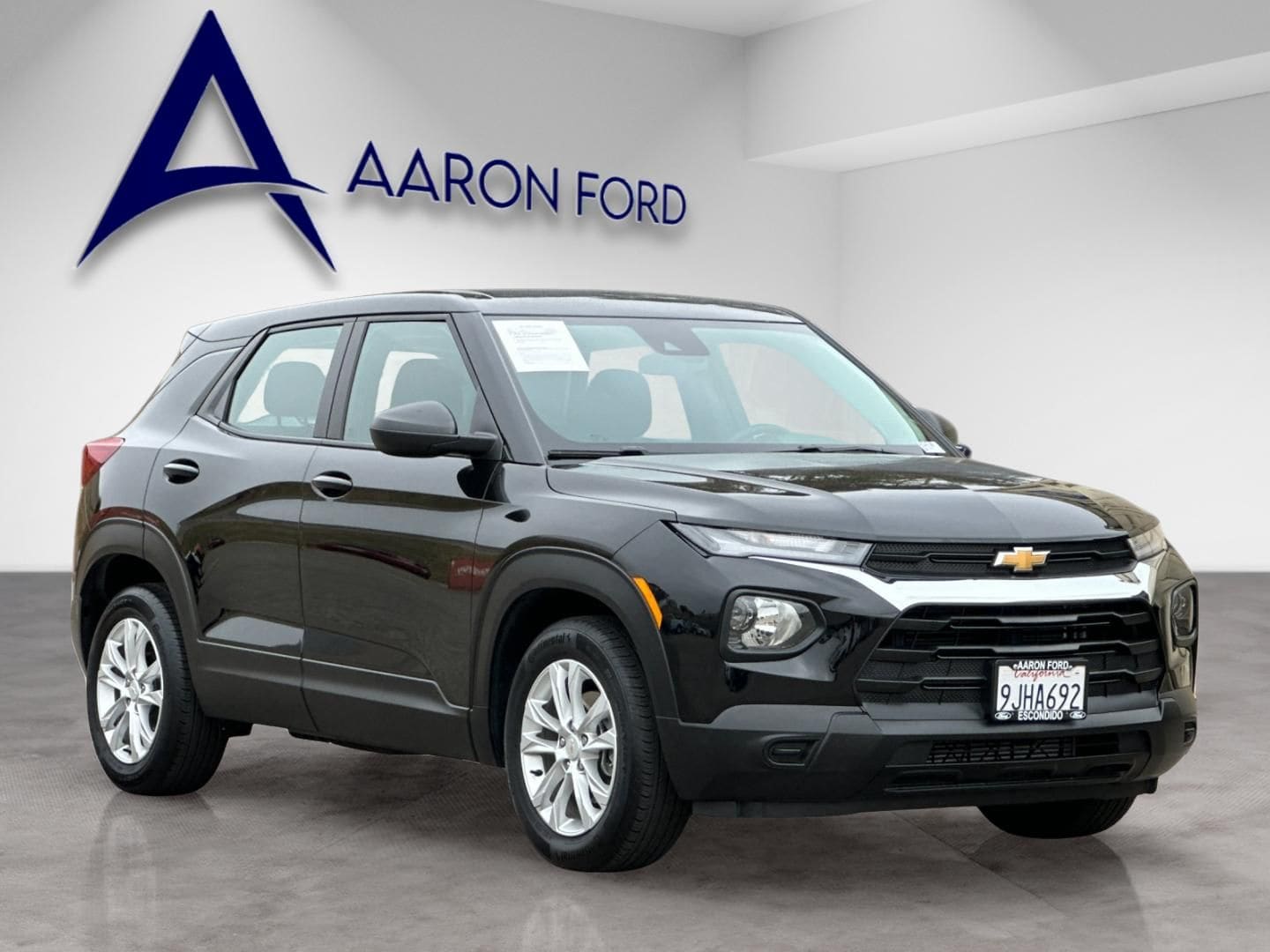 2023 Chevrolet Trailblazer LS photo 3