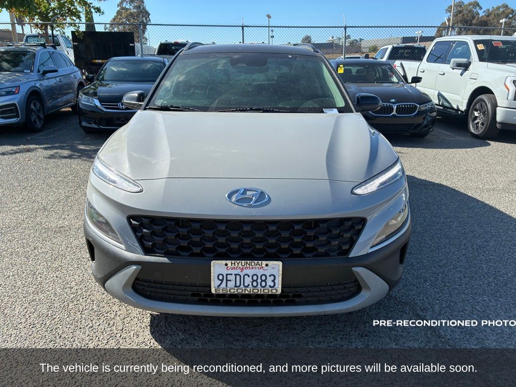 2023 Hyundai Kona SEL photo 2