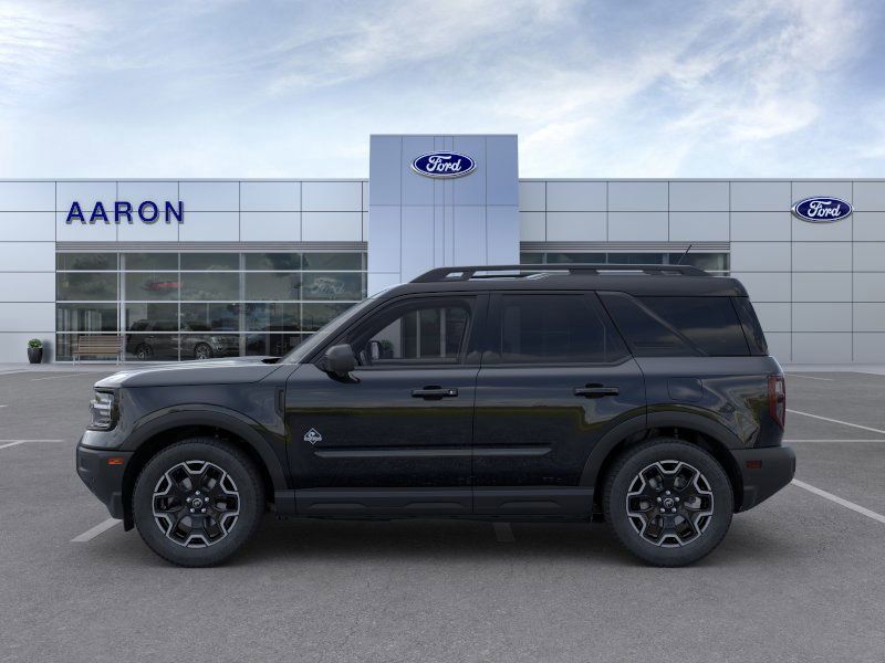 2025 Ford Bronco Sport Outer Banks photo 2