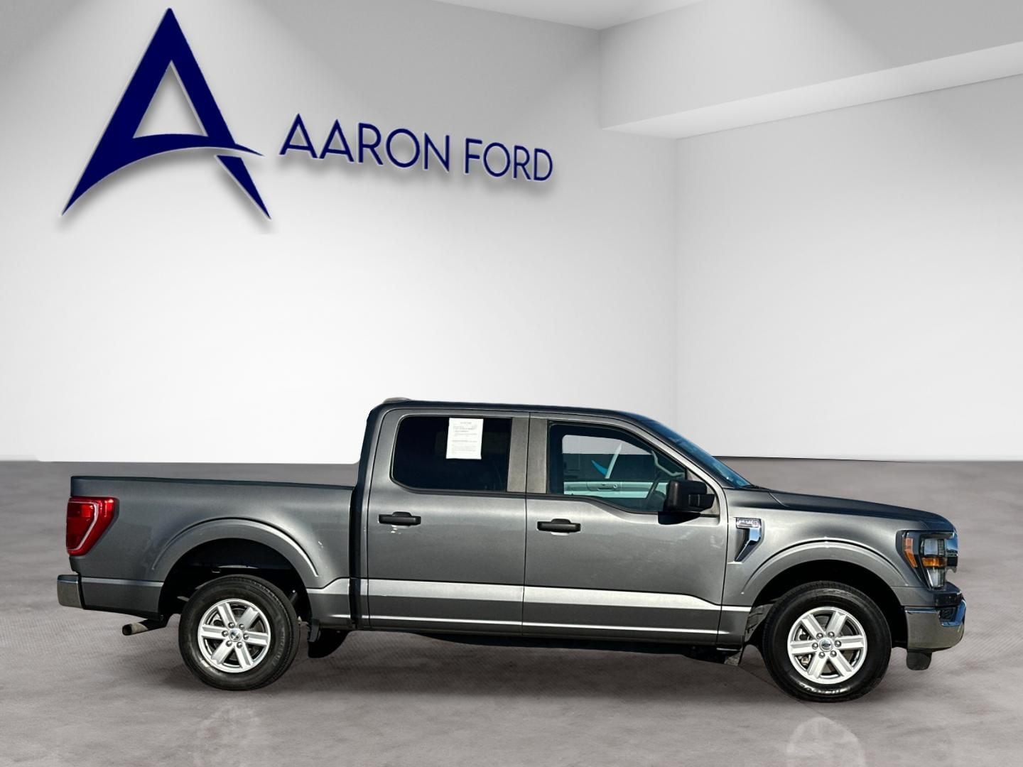 2023 Ford F-150 XLT photo 6