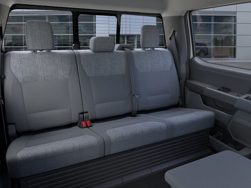 2025 Ford F-350 Super Duty XLT - Photo 12