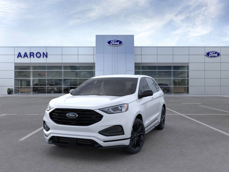 2023 Ford Edge SE photo 2