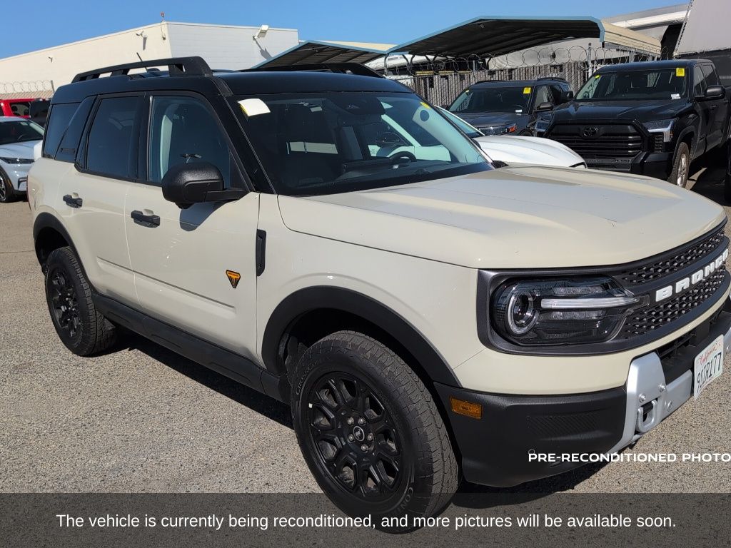 2025 Ford Bronco Sport Badlands photo 3