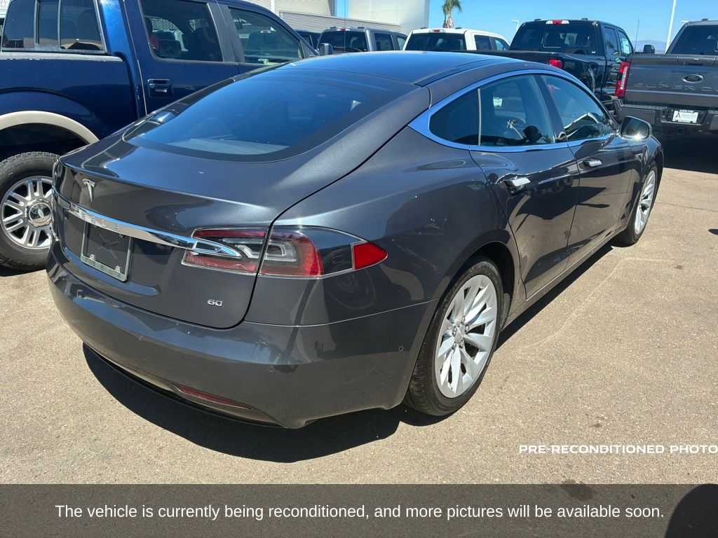 2016 Tesla Model S 75 photo 4