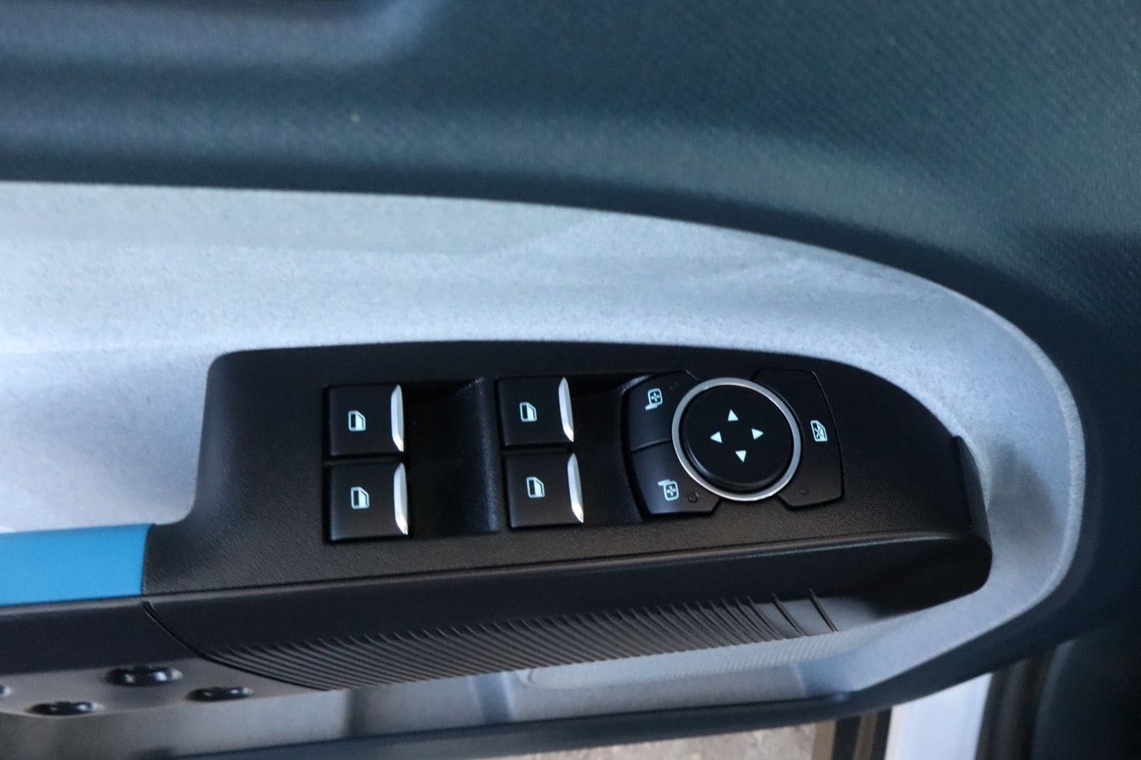 2025 Ford Maverick XLT - Photo 19
