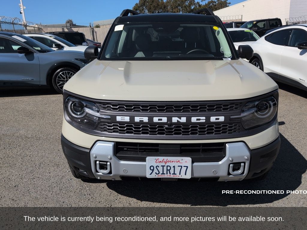 2025 Ford Bronco Sport Badlands photo 2