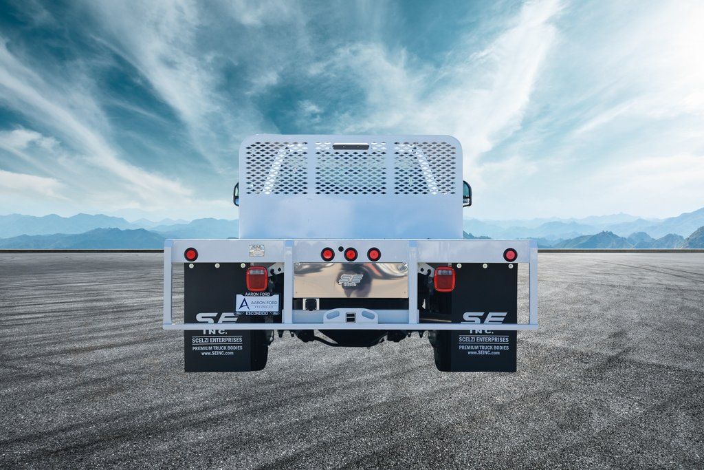 2024 Ford F-550SD XL photo 2