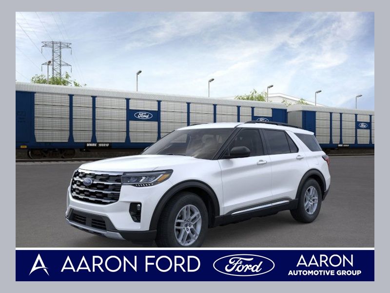 2025 Ford Explorer Active's photo