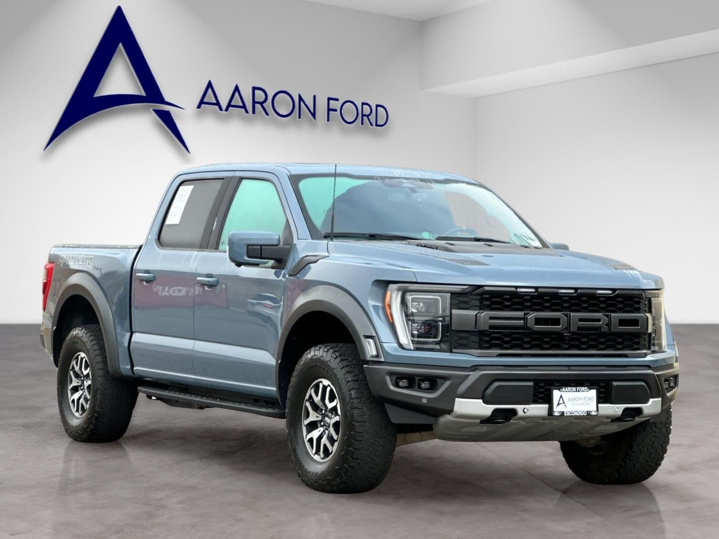 2023 Ford F-150 Raptor photo 3