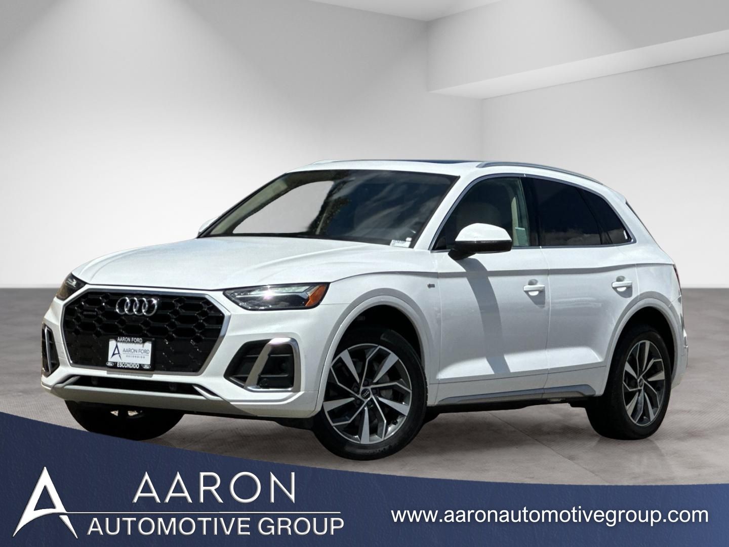 2023 Audi Q5 45 Premium Plus's photo